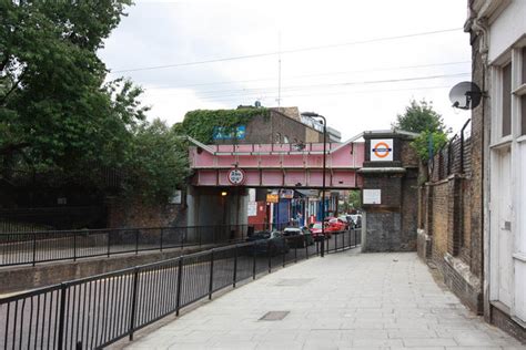 Homerton Station © John Salmon :: Geograph Britain and Ireland