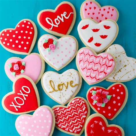 Valentine's Day Sugar Cookies - Mom Loves Baking