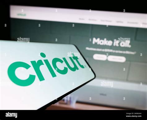 Cricut maker hi-res stock photography and images - Alamy