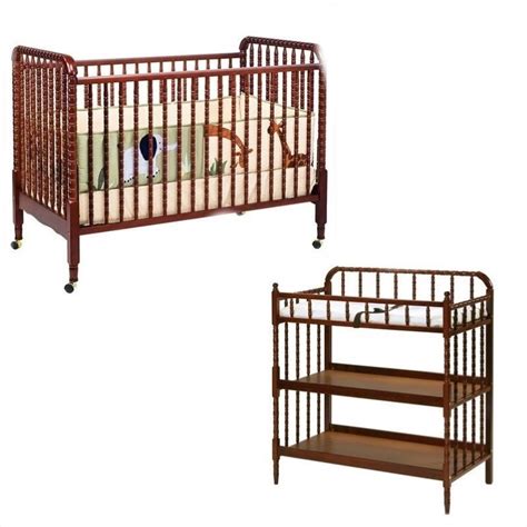 DaVinci Jenny Lind 3-in-1 Convertible Crib with Changing Table in Cherry - M7391C-M0302CP-pkg