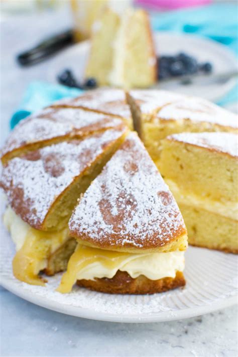 Easy Lemon Mascarpone Cake - Scrummy Lane