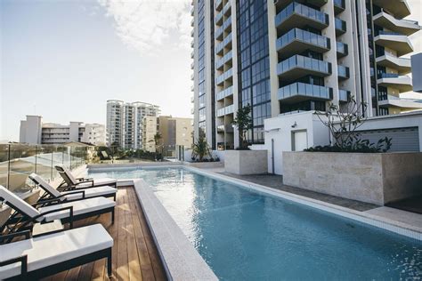 Kirra Beach Apartments — McNab