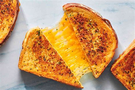 Garlic Bread Grilled Cheese Sandwich Recipe