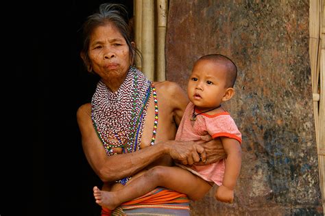 Tribal people of Bangladesh and their culture - Nijhoom Tours