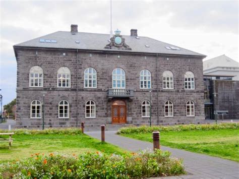 60+ Reykjavik Iceland Parliament Building Government Stock Photos ...