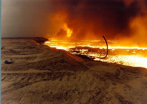 Kuwait Oil Fires 1991 | Not my photo Property of Kuwait Oil … | Flickr