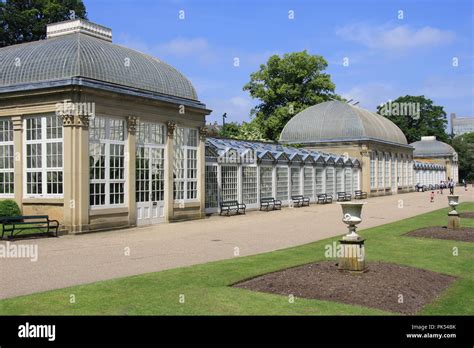 Sheffield Botanical Gardens Stock Photo - Alamy