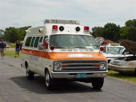 Dodge Ambulans | Ambulans, Dodge