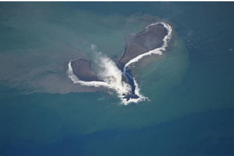 硫黄島南岸沖の火山活動について（11月10日観測） | テック・アイ技術情報研究所