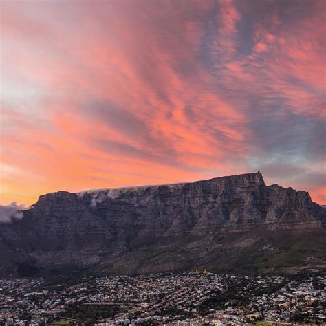 An exquisite view of Table Mountain in Cape Town | East cape, Tours ...