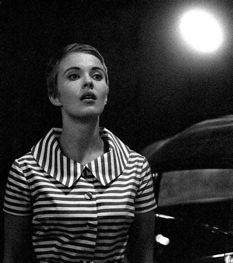 Brilliant Behind the Scenes Photos of A Bout de Souffle (Breathless) - Flashbak Jean Seberg, Mia ...