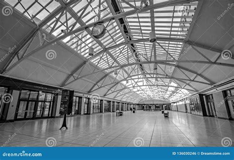 Montreal - Railway station editorial photo. Image of station - 136030246