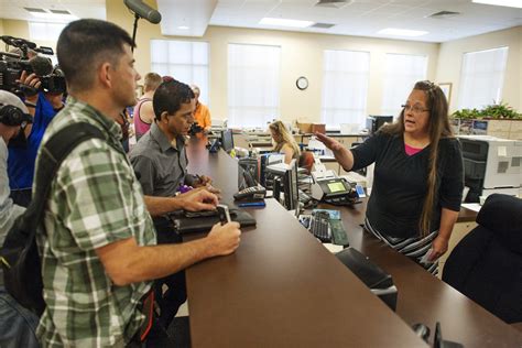 Kim Davis, Kentucky Clerk Blocking Gay Marriages, Has Had Her Own ...