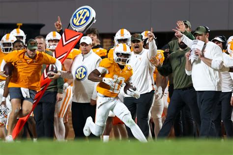 Tennessee Football Reveals Jersey Combination For Citrus Bowl - Sports ...