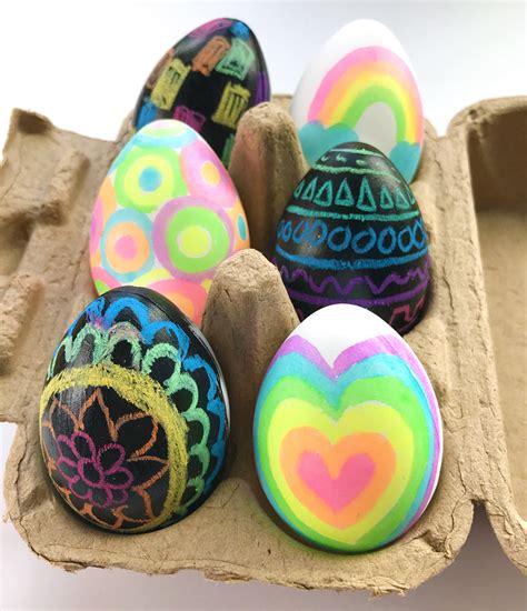 Fun and Kid-Friendly Easter Egg Decorating Ideas | OOLY