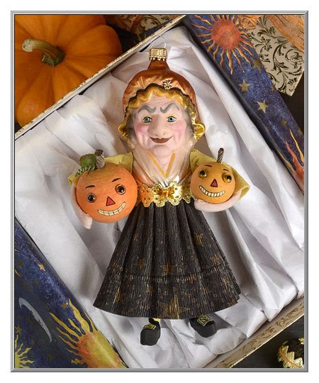 Halloween Shop: Vintage Witch and her Pumpkin Pals Glass Ornament - D. Blumchen