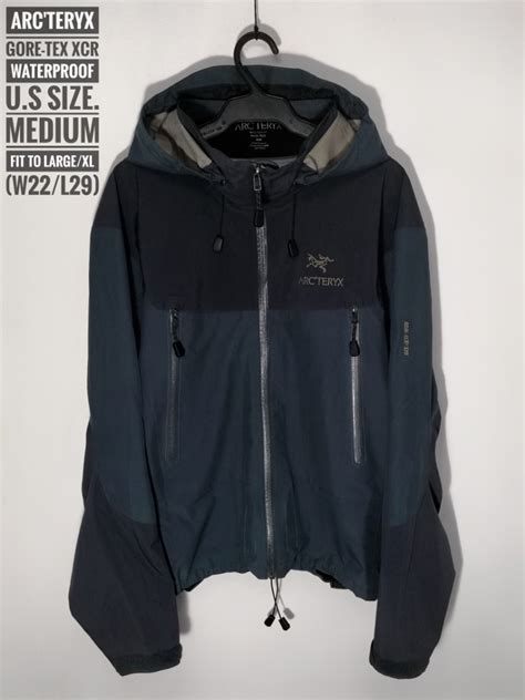 ARC'TERYX GORE-TEX XCR, Men's Fashion, Activewear on Carousell