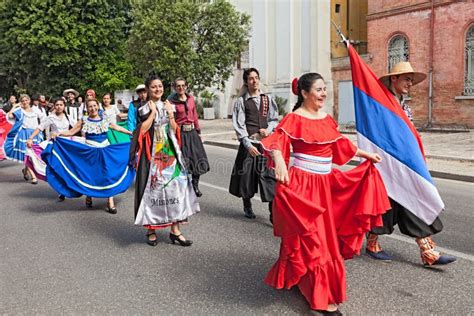 Argentine dancers editorial image. Image of argentina - 35901710