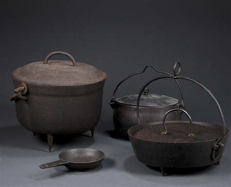 18th,19th Century Cast Iron Cooking Pots | Chicken kitchen, Asian ...