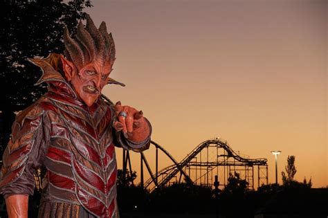 Six Flags Fright Fest: Everything You Need To Know - The Family Vacation Guide