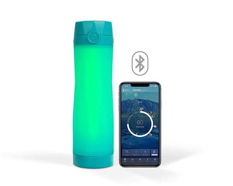 Smart Water Bottles That Are Worth the Money | Reader's Digest