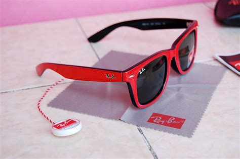 BOMBASTIC RAYBAN: Ray-Ban Wayfarer 2140