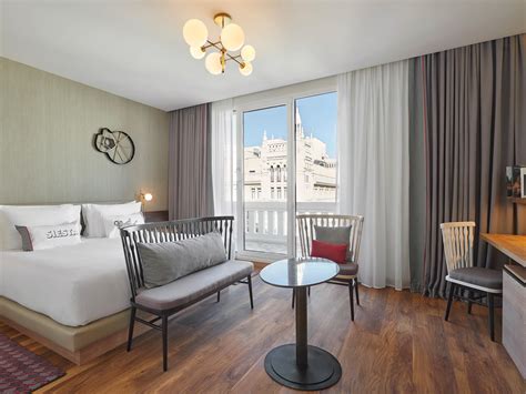 Madrid Hotel Photo Gallery | Hyatt Centric Gran Via Madrid