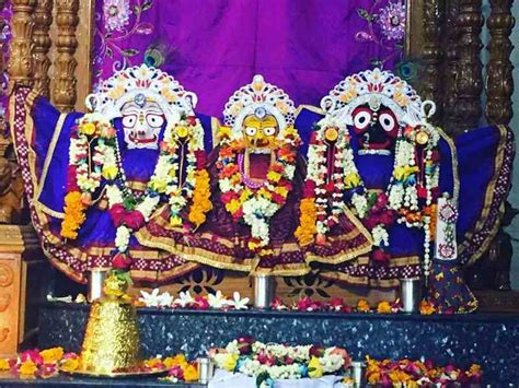 ISKCON Temple Dwarka Delhi Timings 2024, Aarti Timings, Nearest Metro ...