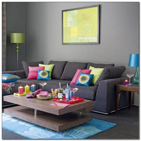 Colours That Go With Grey Sofa | Diy living room decor, Sofa set designs, Grey walls living room