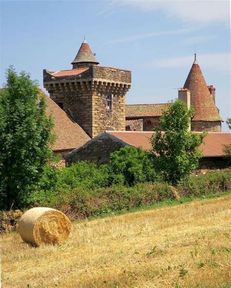 Mémoires de France on Instagram: "Château de Lespinasse, Haute-Loire. #auvergne #hauteloire # ...