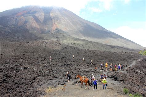 Guatemala's Pacaya Volcano Hike: What to Expect