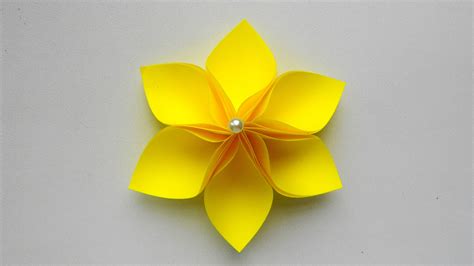 Origami Flower Tutorial 🌼 Origami Easy | Origami flowers tutorial, Origami easy, Easy origami flower