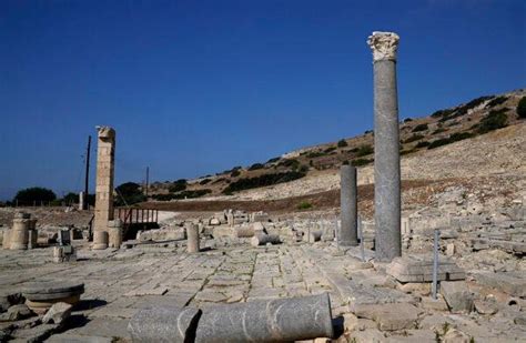 Cyprus Showcases Ancient Undersea Harbor to Draw Tourists | The Epoch Times