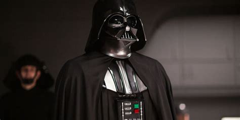 Star Wars: 10 Coolest Darth Vader Scenes