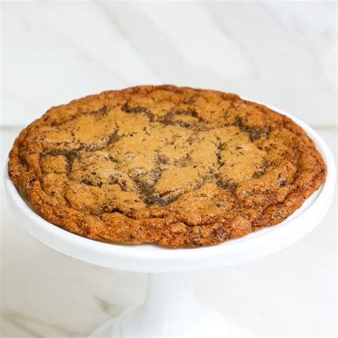 Chocolate Chip Cookies (box of 12) - Jayde's Market