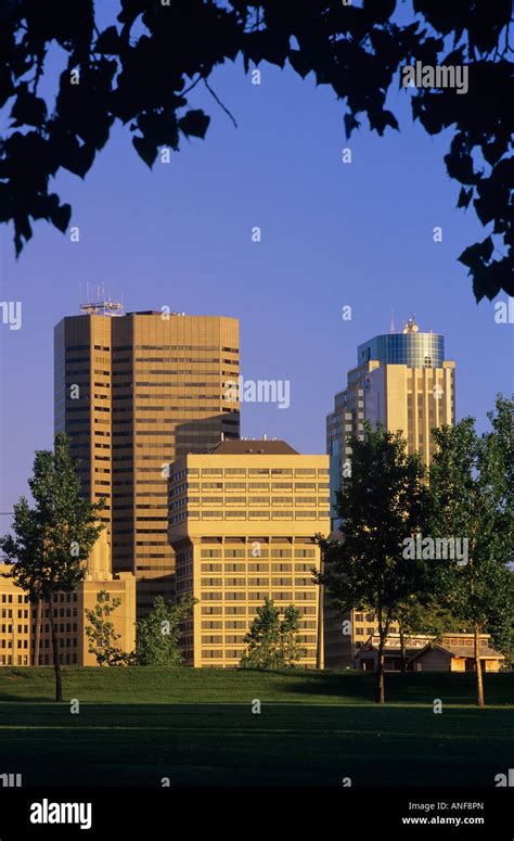 Winnipeg skyline at night hi-res stock photography and images - Alamy