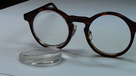 Low Vision Eyeglasses LowVisionEyeglasses.com: Macular Degeneration Low Vision Treatment in ...