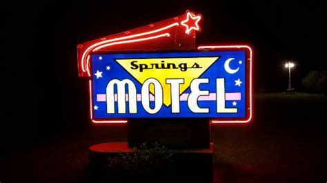 The Springs Motel - UPDATED 2017 Hotel Reviews (Yellow Springs, Ohio) - TripAdvisor