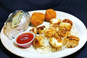 15 Best Restaurants in Macon, GA for 2024 (Top Eats!)