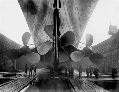 Titanic Ship Construction