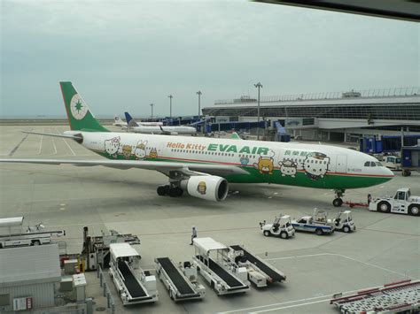 File:EVA Air Hello Kitty Chubu Airport.jpg
