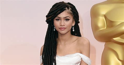 When Zendaya Slammed A TV Host Who Commented On Her Hair Smelling Like ...