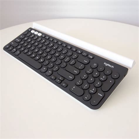 Logitech K780 Multi-Device Wireless Keyboard: A Wireless Keyboard that Multitasks