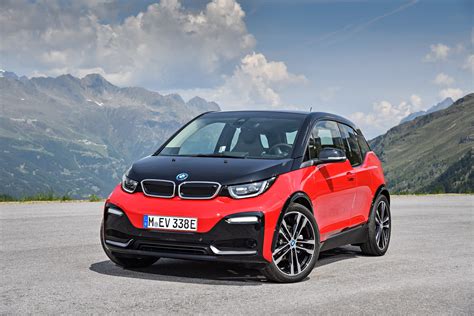 The 2018 BMW i3 offers a fresh take on daily driving