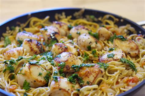 Succulent scallop pasta