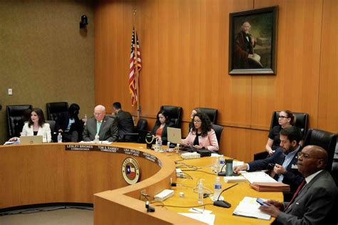 What the heck is up at Harris County Commissioners Court? (Opinion)