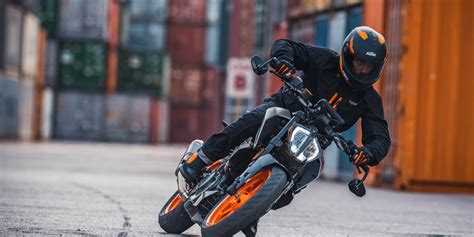 Why the KTM Duke 390 is Ideal for Various Riders, Including Beginners - Excel Moto