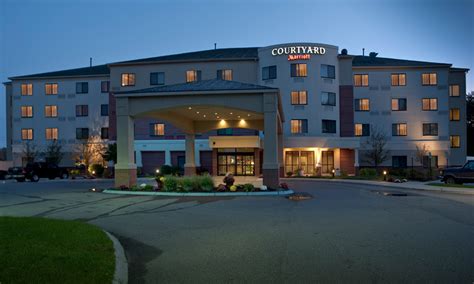 Courtyard by Marriott | Visit Portland