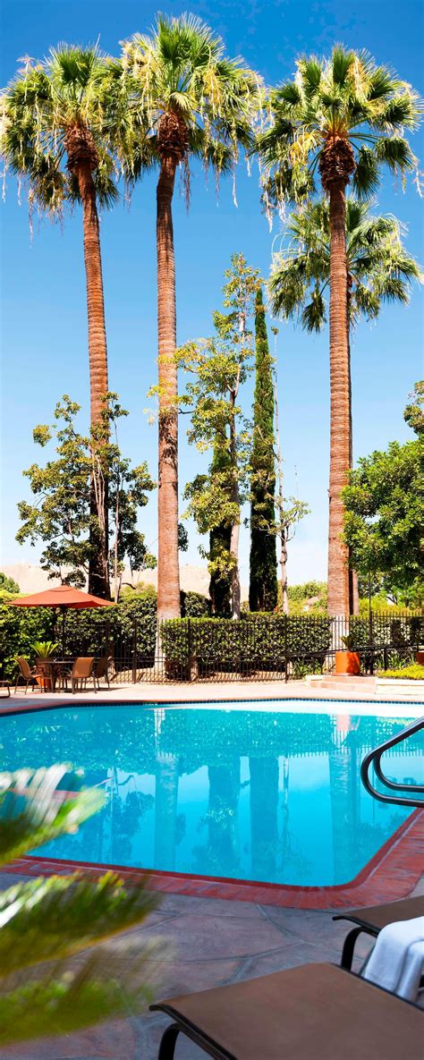 Riverside CA Hotels with Pools | Hotels with Pools in Riverside CA