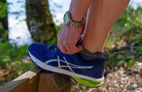 The 7 Best Cross Training Shoes For Flat Feet of 2022 - Sportsly